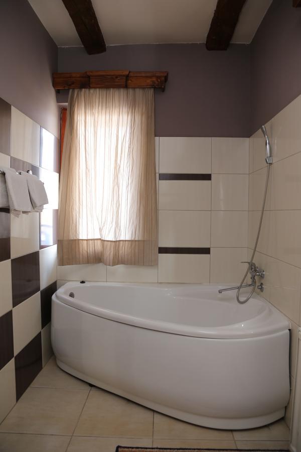 Hotel Konak Tammy Platicevo - Šabac Habitación foto